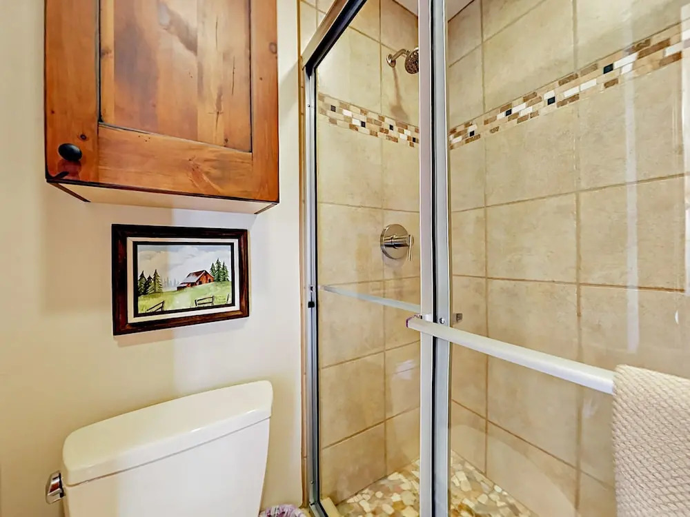 1800 Burgess Creek Rd 103 Condo by RedAwning