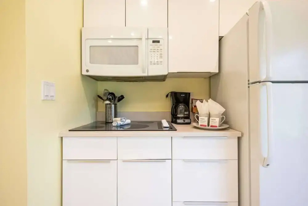 Casa Del Mar Beach Apartment Suite 1