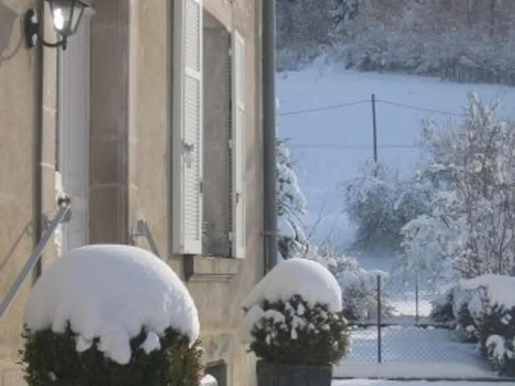 Maison de caractère avec jardin, terrasse et équipements pour grandes familles au Val-dAjol - FR-1-589-169