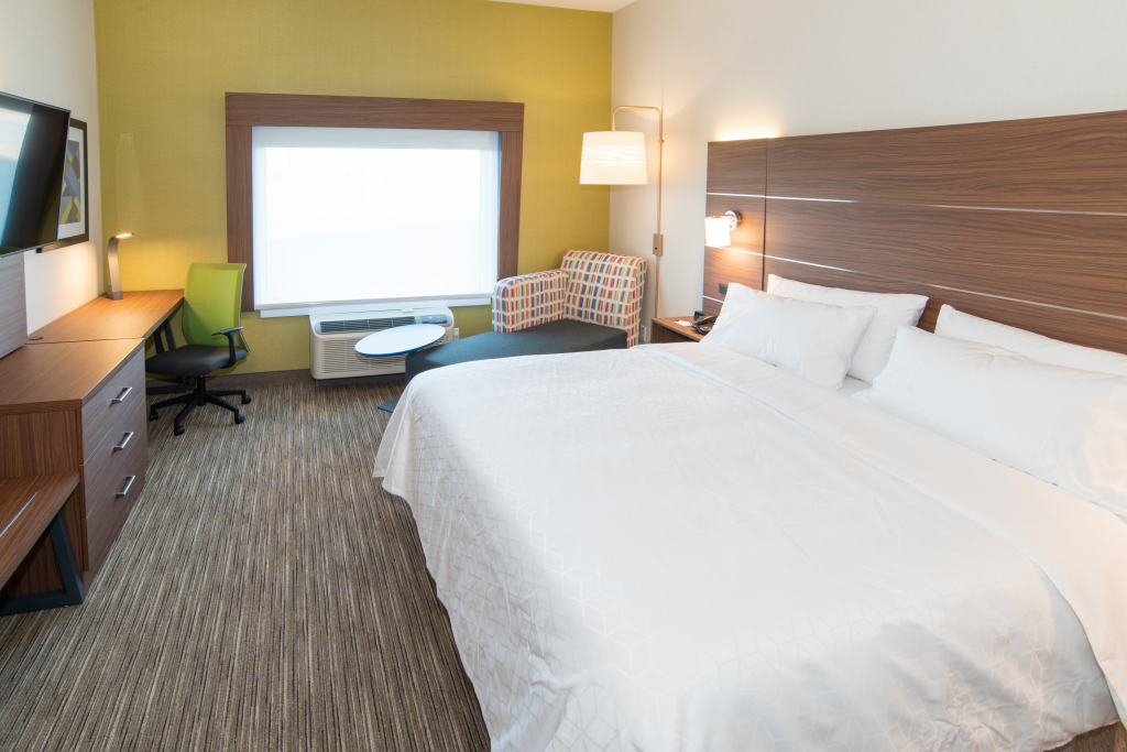 Holiday Inn Express & Suites - North Battleford by IHG