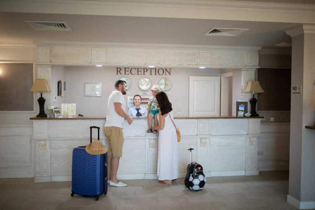 Sunny Castle Hotel