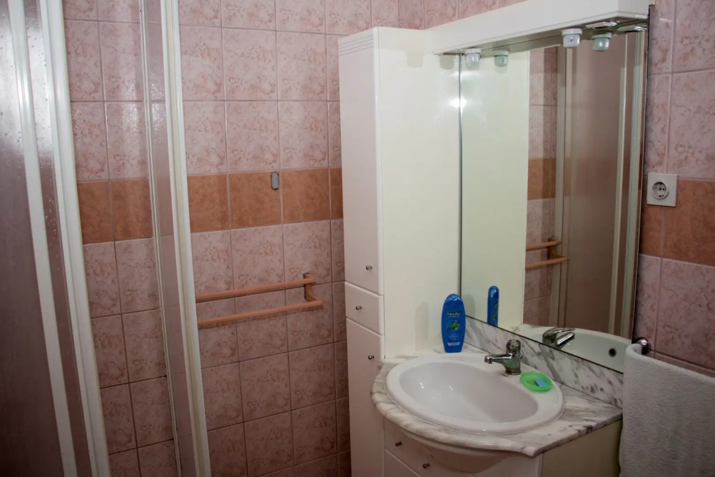 Apartment Radin - 2 bedroom apartment: A1 Vodice, Riviera Sibenik