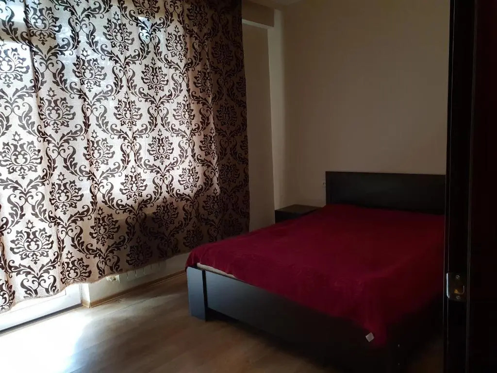 House For Rent, Daily