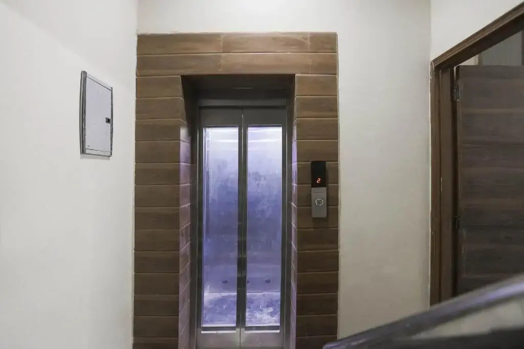 Hotel Miracle Inn by OYO Rooms