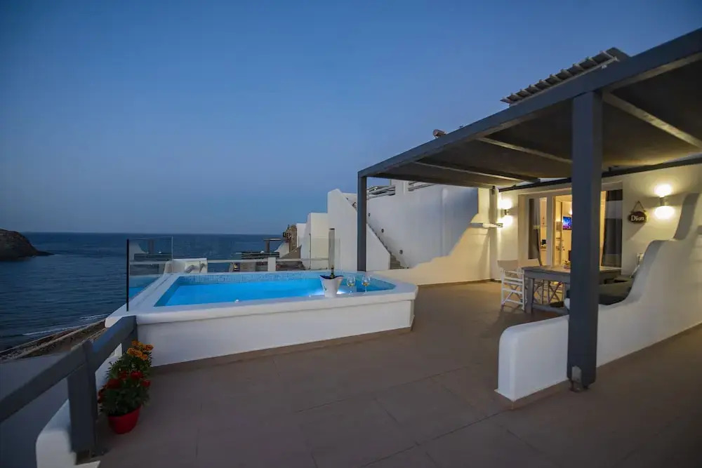Myrsinis Luxury Suites Merchia