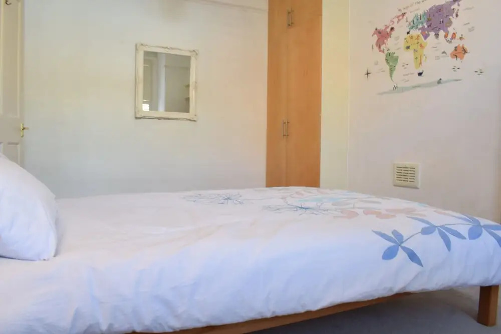 Stunning 2 Bedroom Flat In Balham With Private Garden