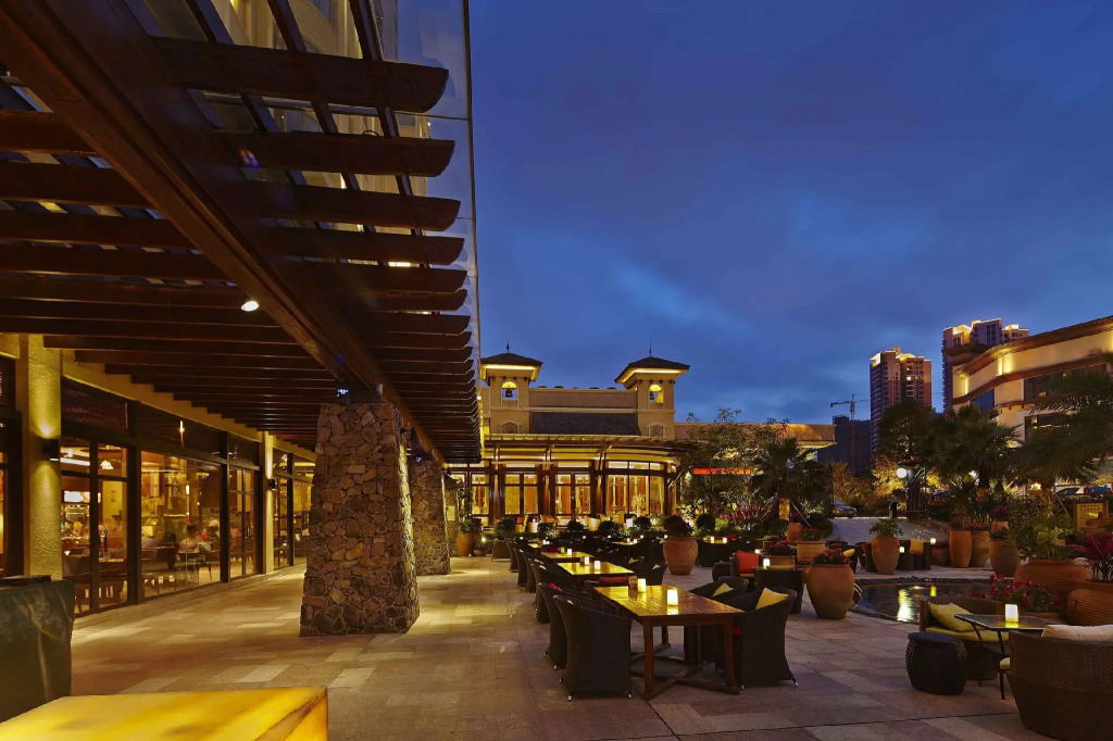 Legend International Hotel