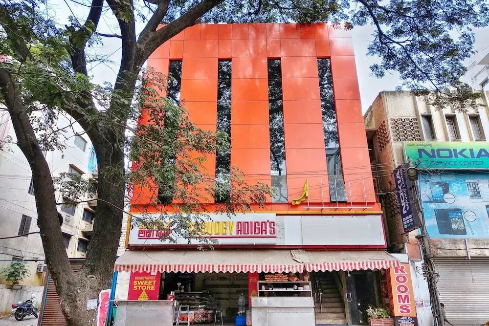 OYO 10436 Hotel Forum Park