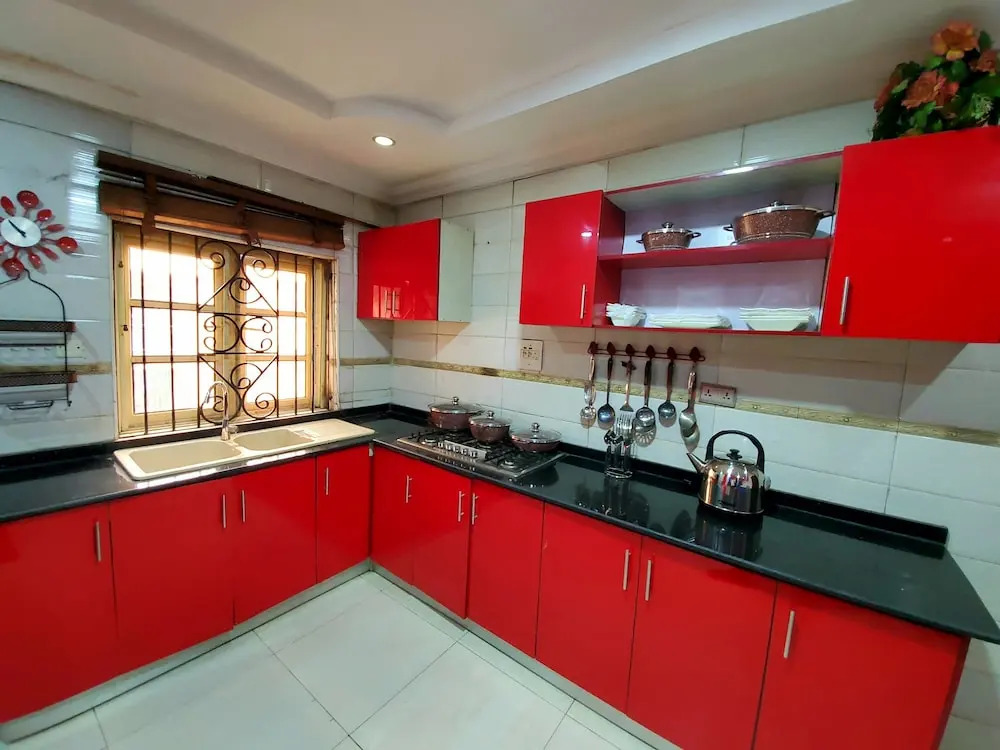 Flat - Sleeps 6 With Parking