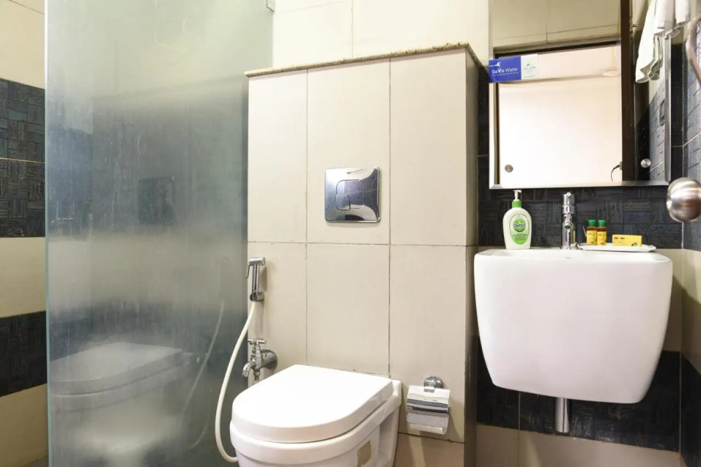 FabHotel Hill View Jubilee Hills