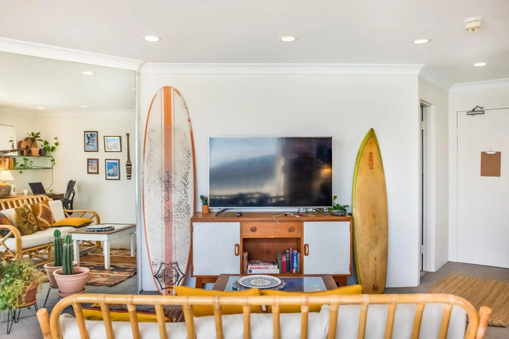 Bondi Cloud Surf House at Sydney Dreams Serviced Apartments