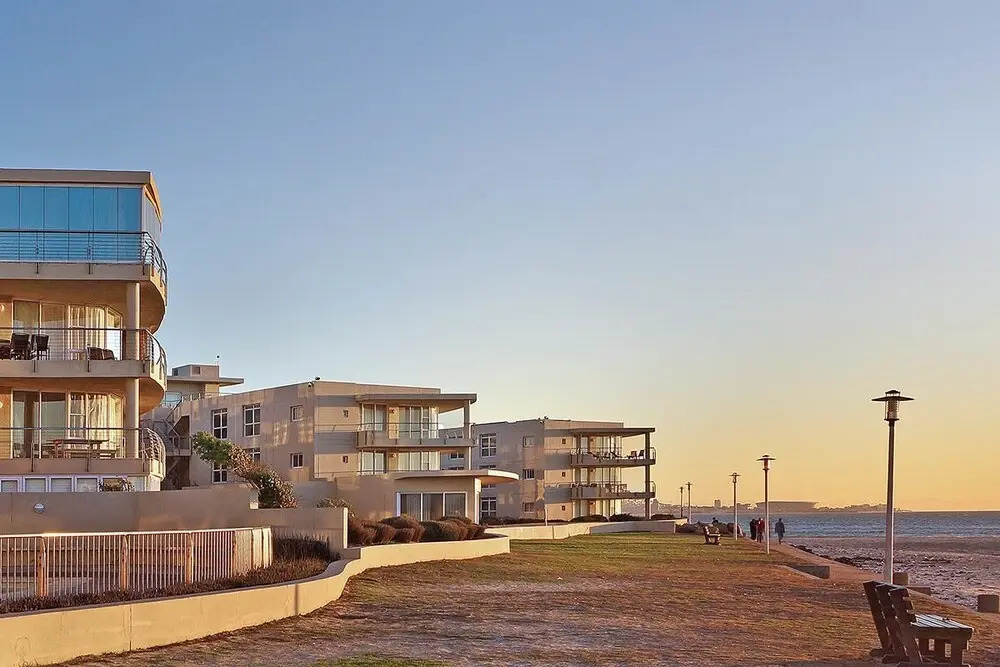 219 Lagoon Beach