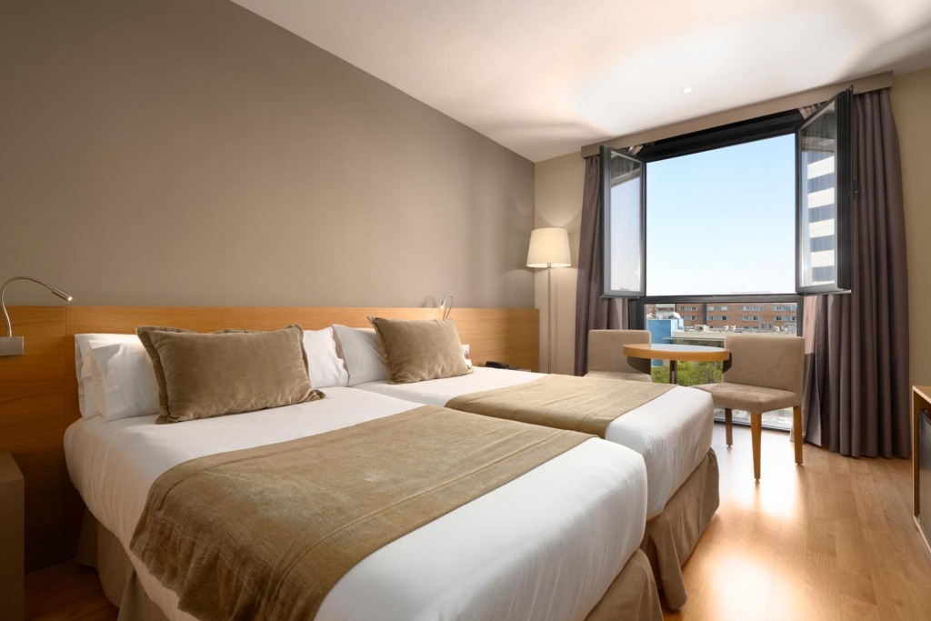 M.A. Hotel Sevilla Congresos