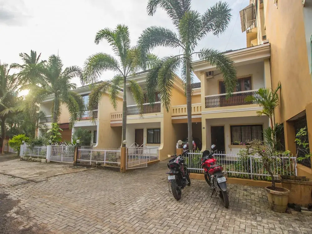 OYO 18628 Home Field View 2BHK Benaulim