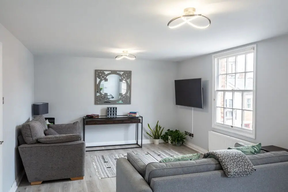 Castle Street Apartment