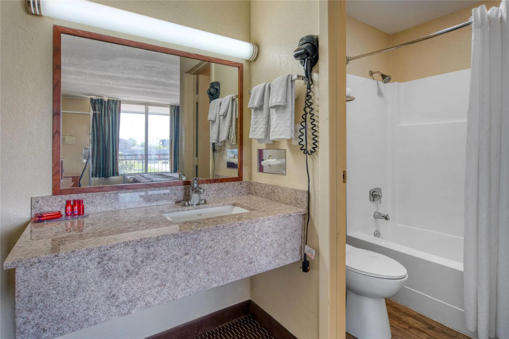 SureStay Hotel by Best Western Bowling Green North