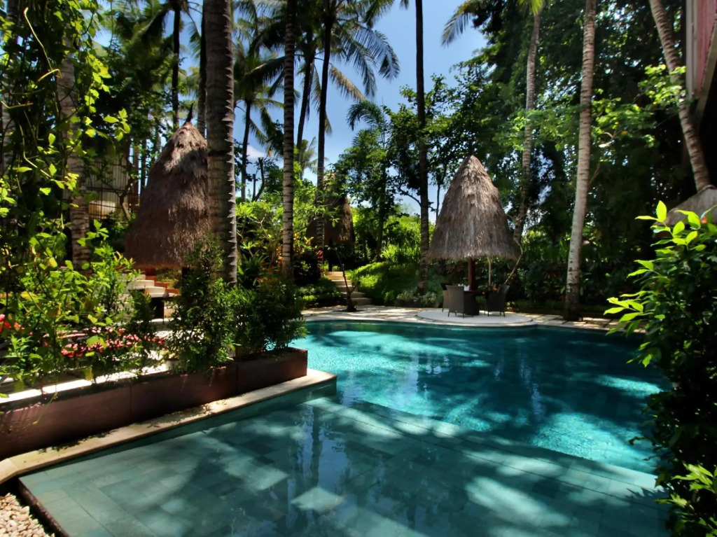 Kupu Kupu Jimbaran Beach Club & Spa