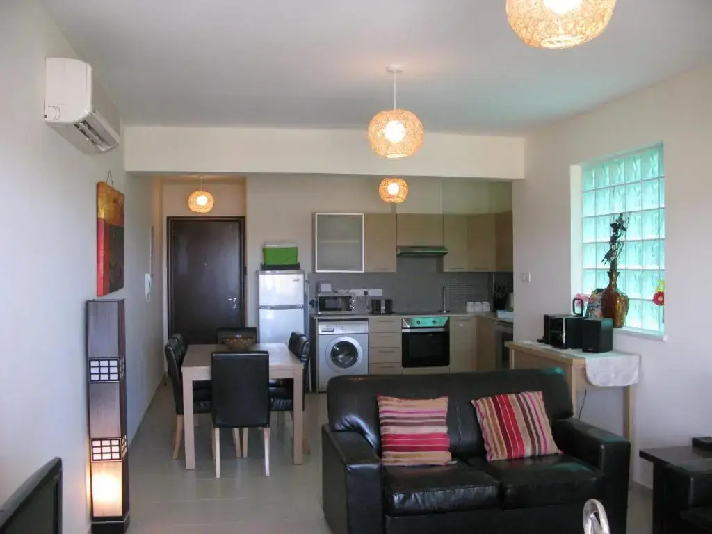 Pyla Gardens Apartment E 202