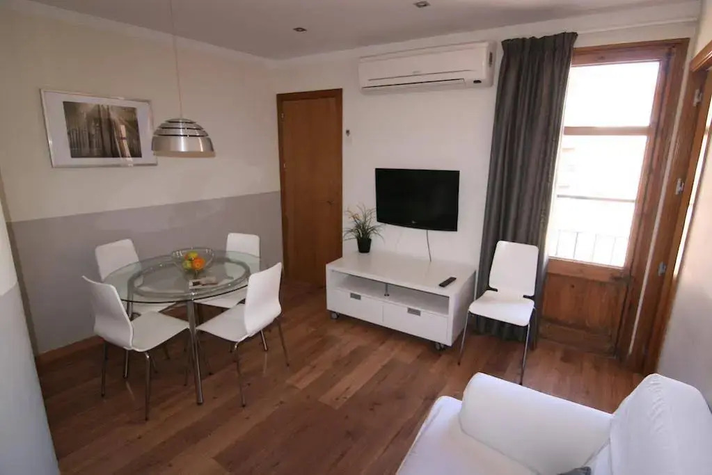 Atica Apartments - by Weflating