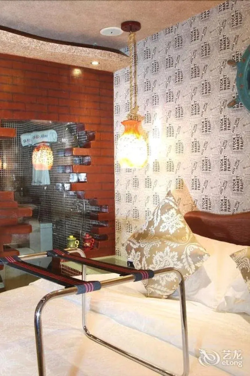 Milan Love Nest Hotel Jiande