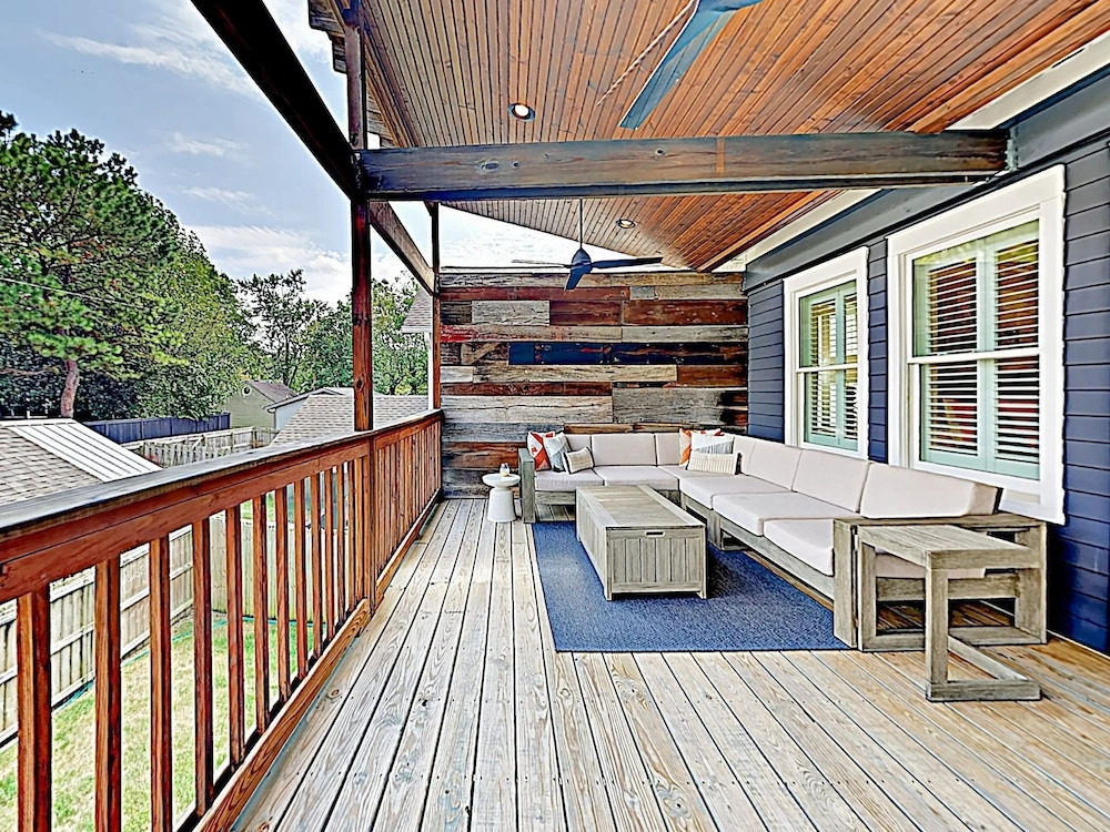 17th Street Home - 4 Br Home