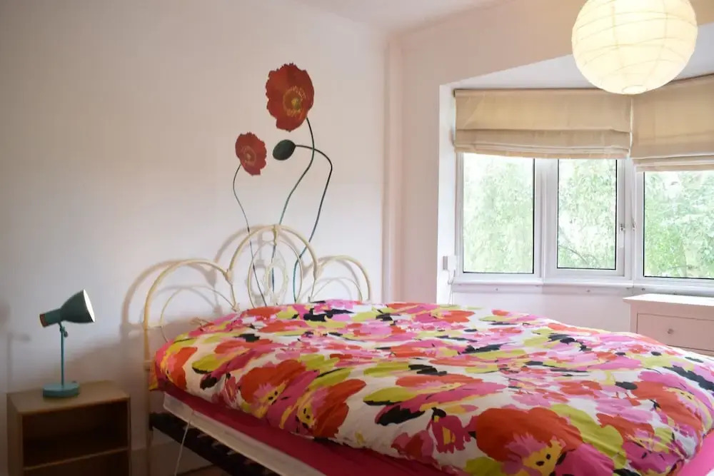 Bright 2 Bedroom House in Oxford