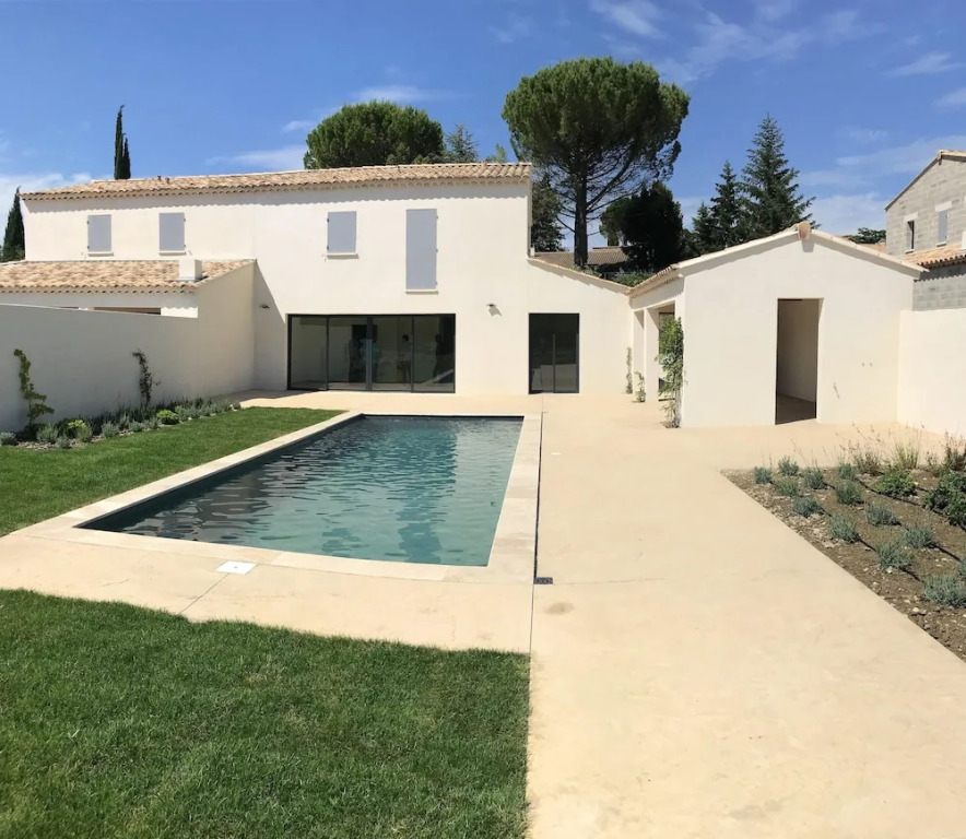 Villa with 4 Bedrooms in Malaucène, with Private Pool, Enclosed Garden And Wifi