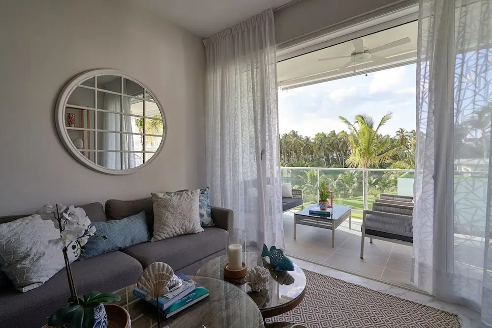 3BR Beach Condo Lakeview Playabonita Pool LUX