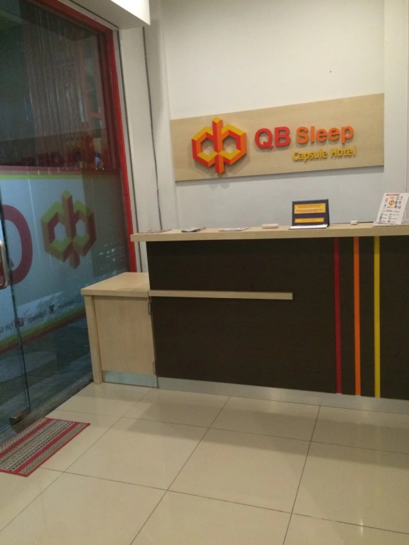 QB Sleep Capsule Hotel