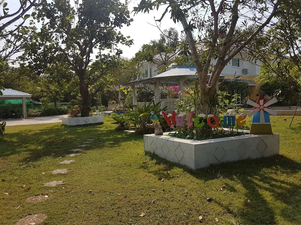 Sunny Resort