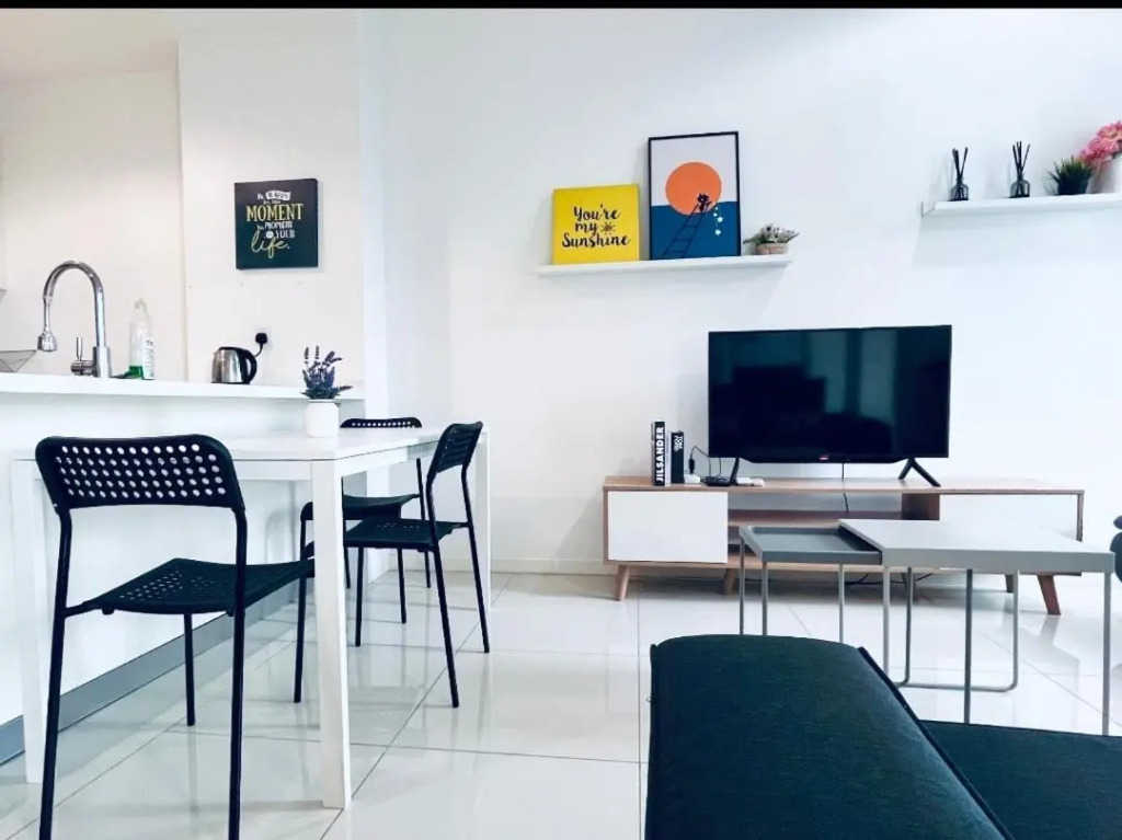 Tropicana Avenue Service Residence II