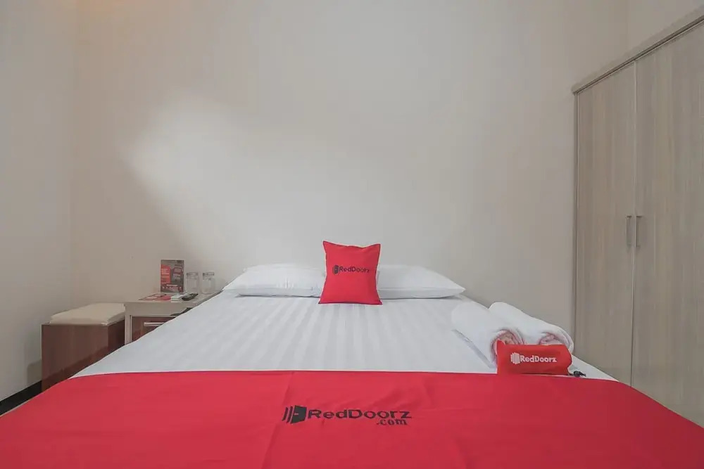 RedDoorz Syariah near Jalan Panglima Batur Banjarbaru