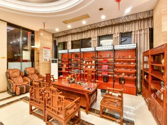 Junfu Hotel (Guangzhou Panyu Square Metro Station)
