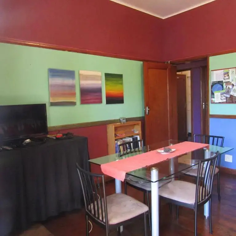Cape Town Deco Lodge