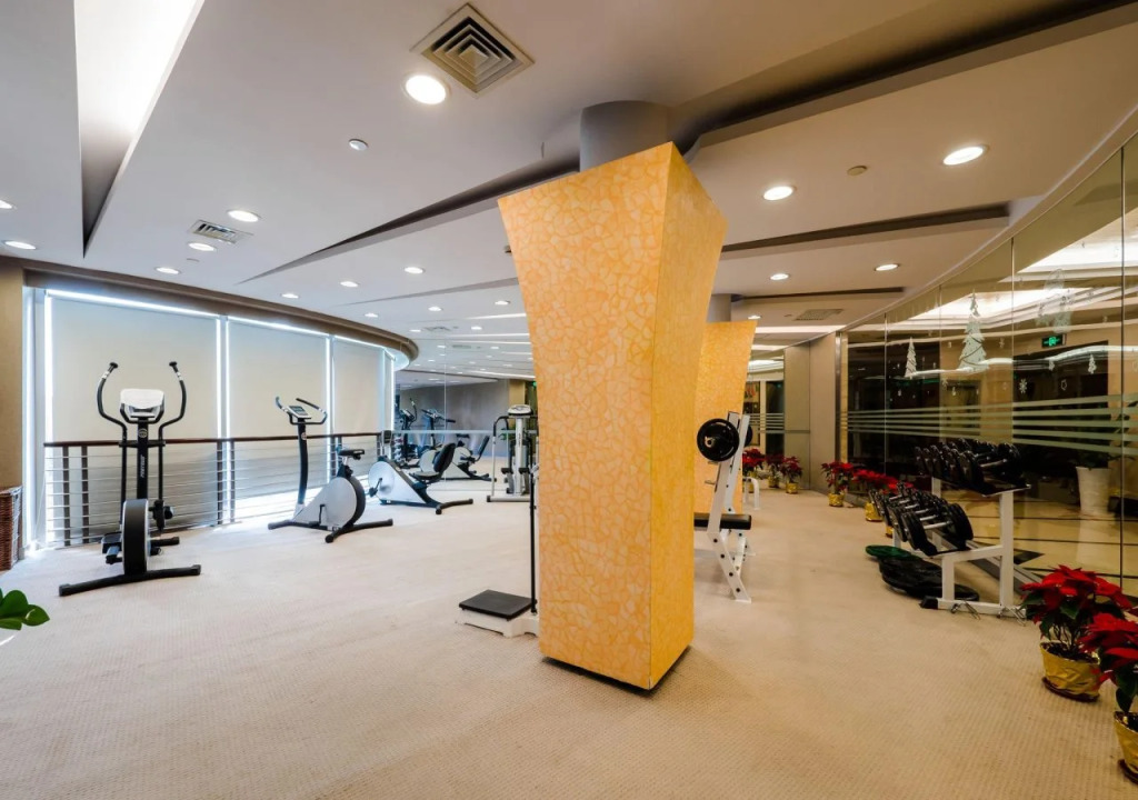 Rui Tai Hong Qiao Hotel