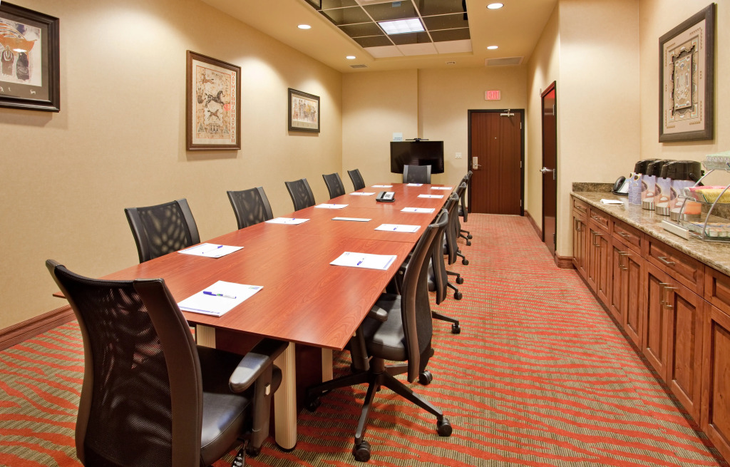 Holiday Inn Express & Suites Gallup East by IHG
