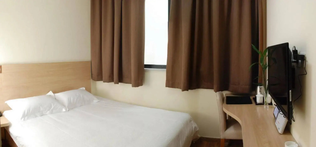 Holiday Inn Nanjing Yingzun Hotel (Nanjing University Xianlin Subway Station)