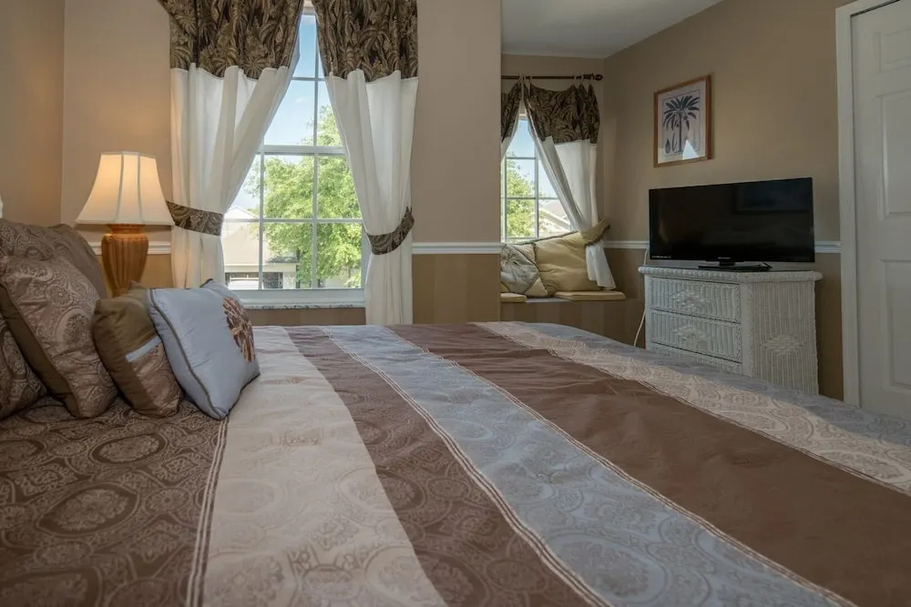 Hotel 121 Purslane Pass 5 Bedrooms, +3 Bathrooms