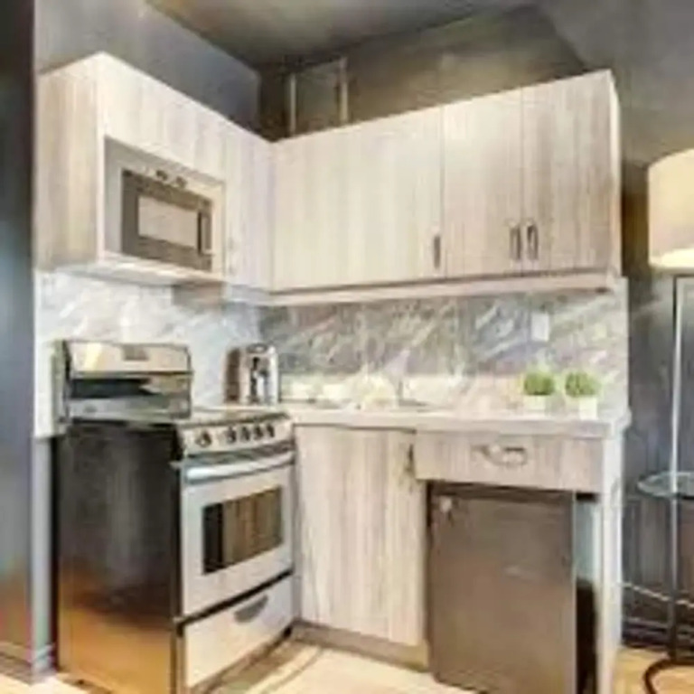 Studio in Ville-marie, Montréal, With Wifi
