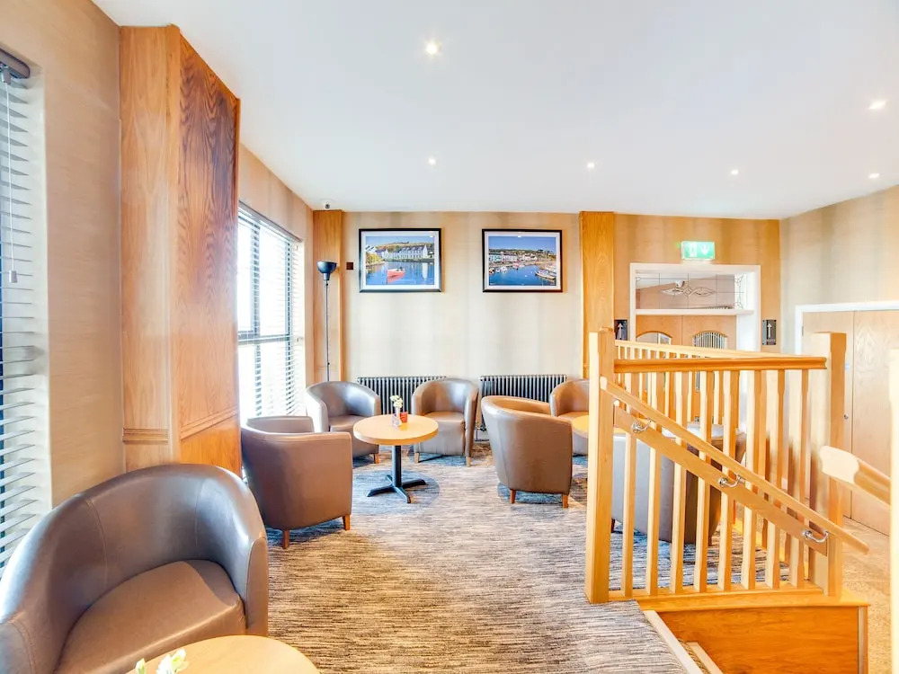 Standing Stones Lodge