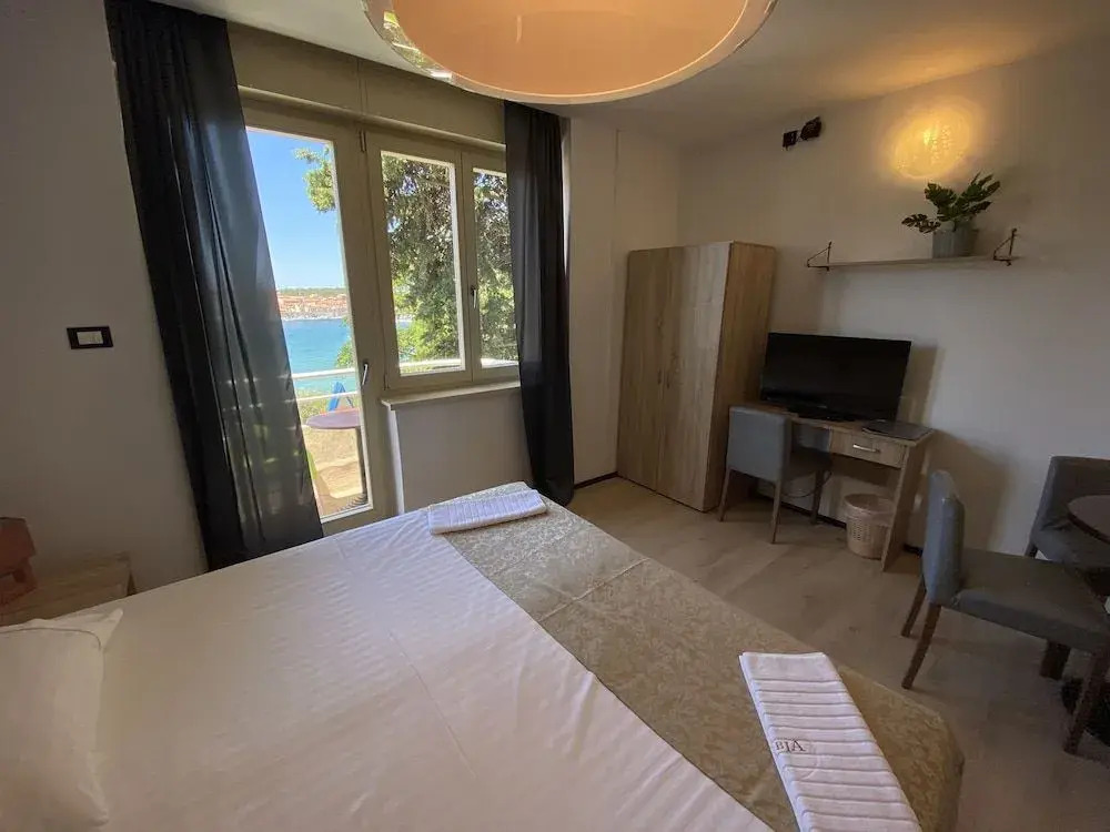 Integrated Hotel Arbia - Villa Magdalena