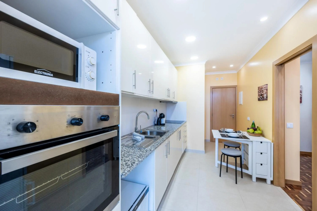 Urban City View Apartment
