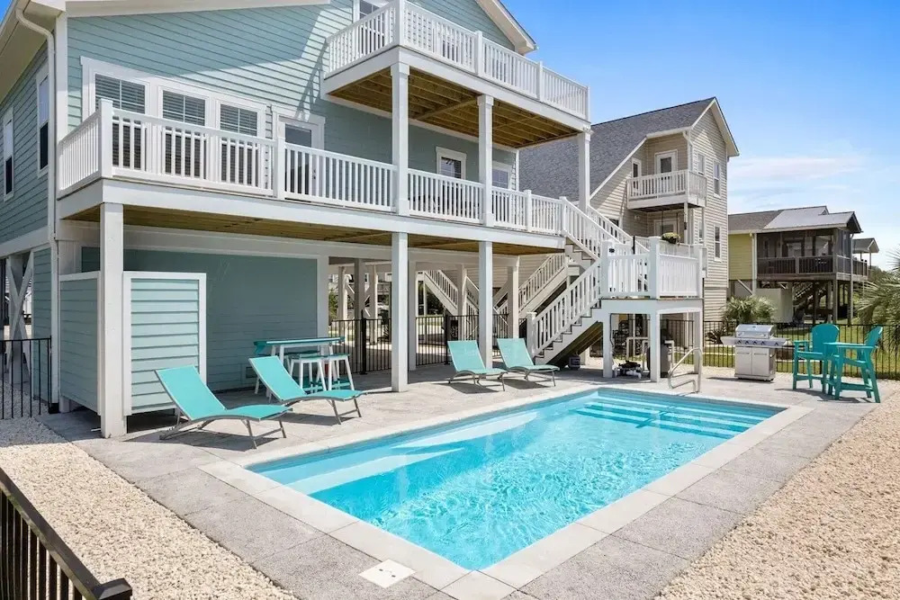 Coastal Chaos / 303 Sand Piper Ln. 3 Bedroom Home by RedAwning