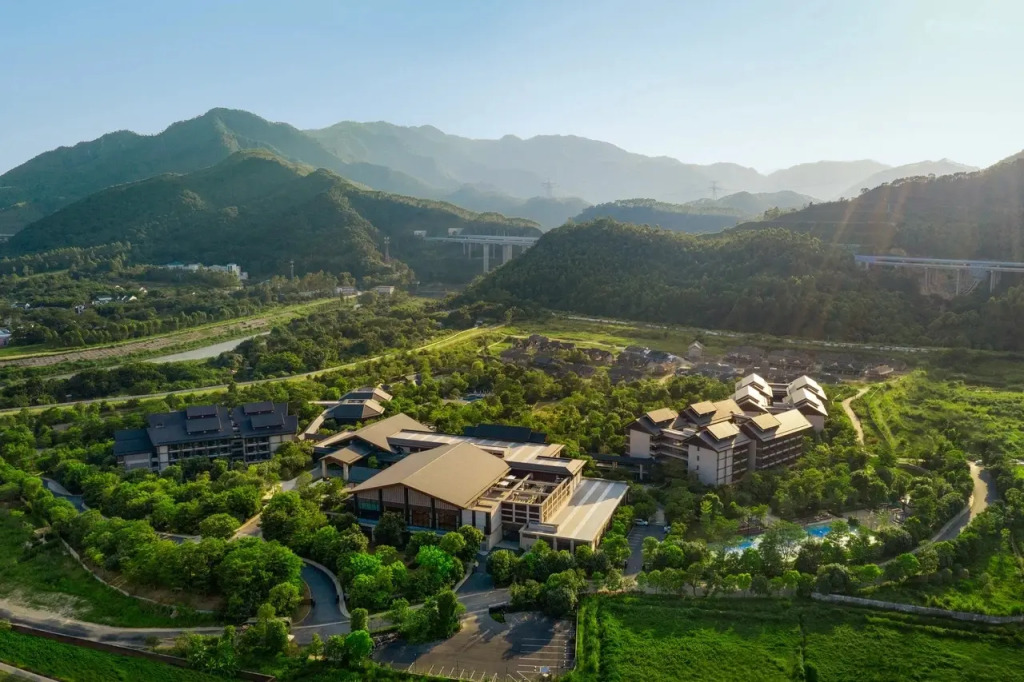 New World Qingyuan Hotel -formerly KHOS QINGYUAN