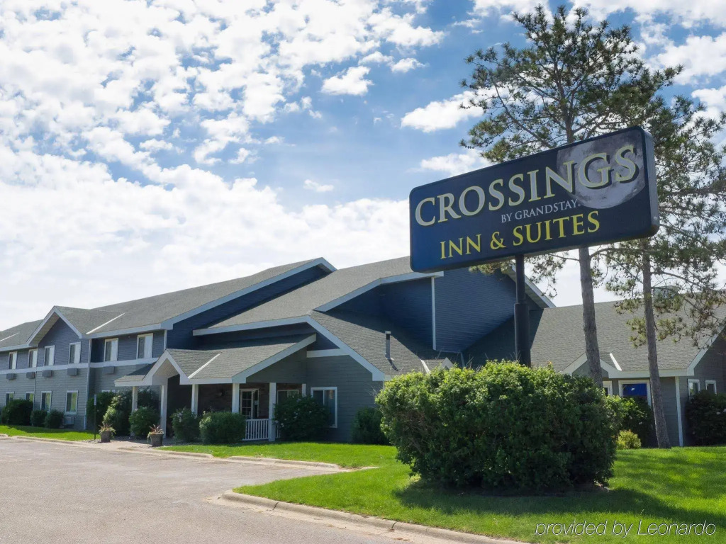 GrandStay Hotel & Suites