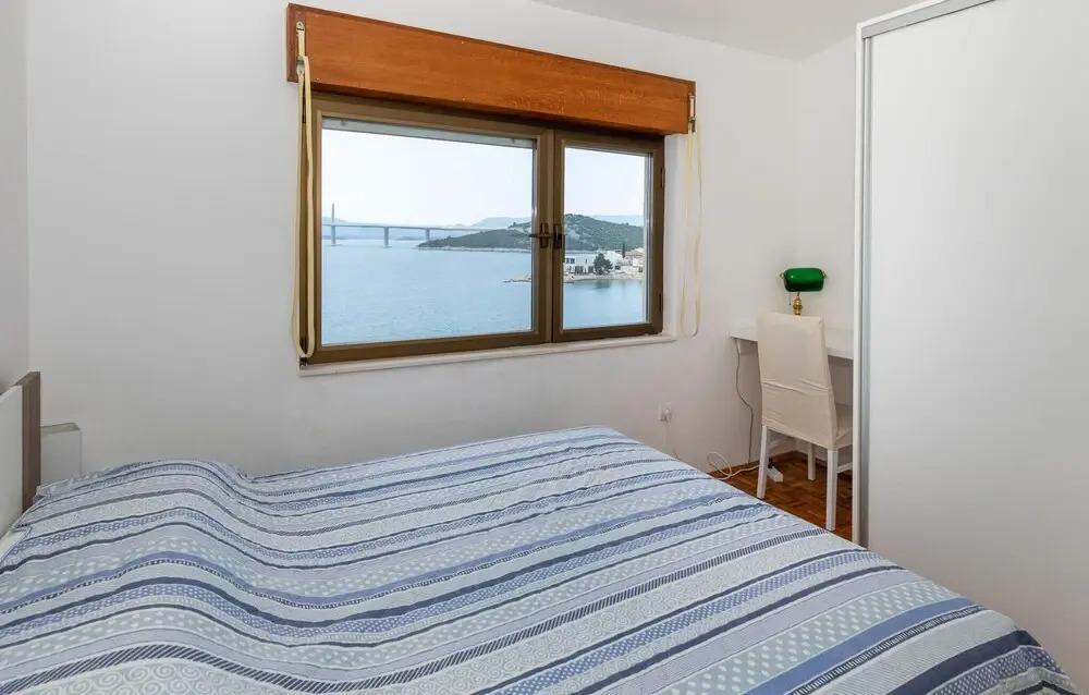 Awesome Apartment in Klek With 3 Bedrooms and Wifi