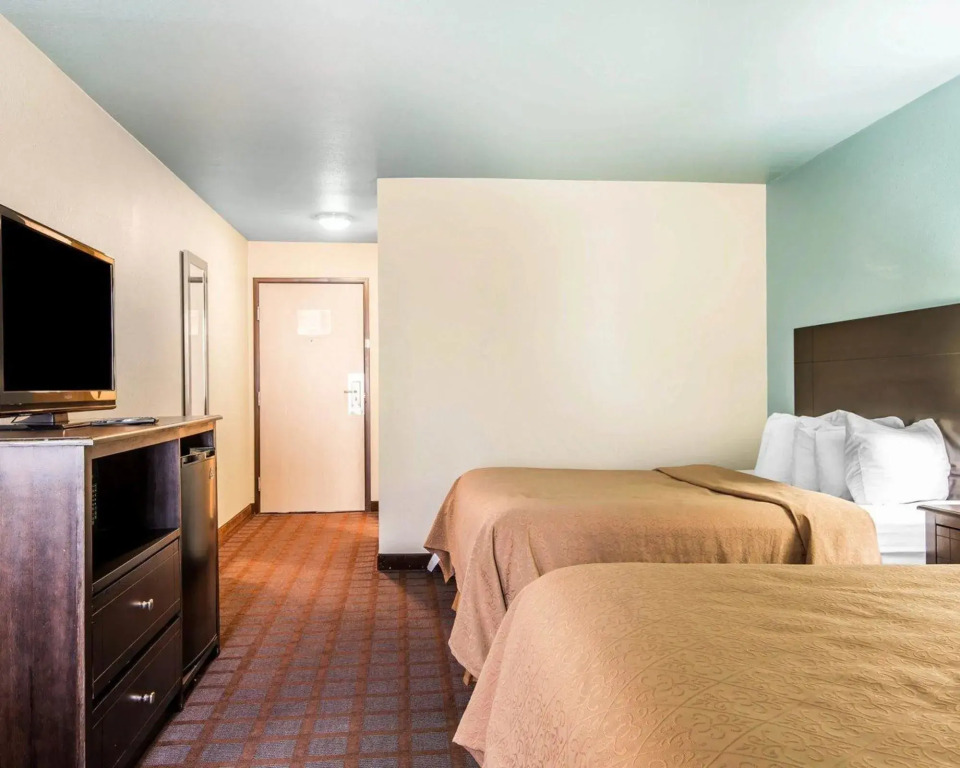 Red Lion Inn & Suites Blue Springs