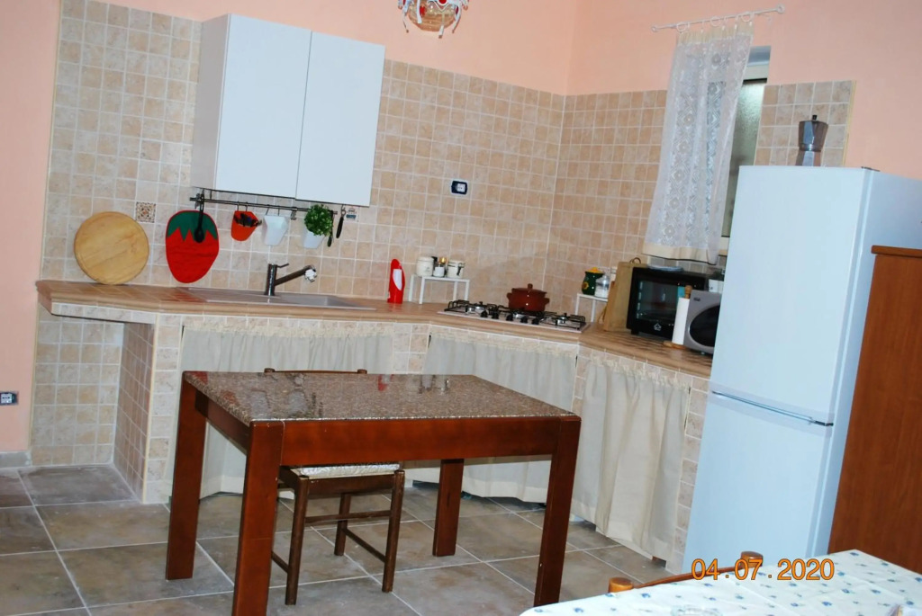 Charming house in Locorotondo, enclosed garden