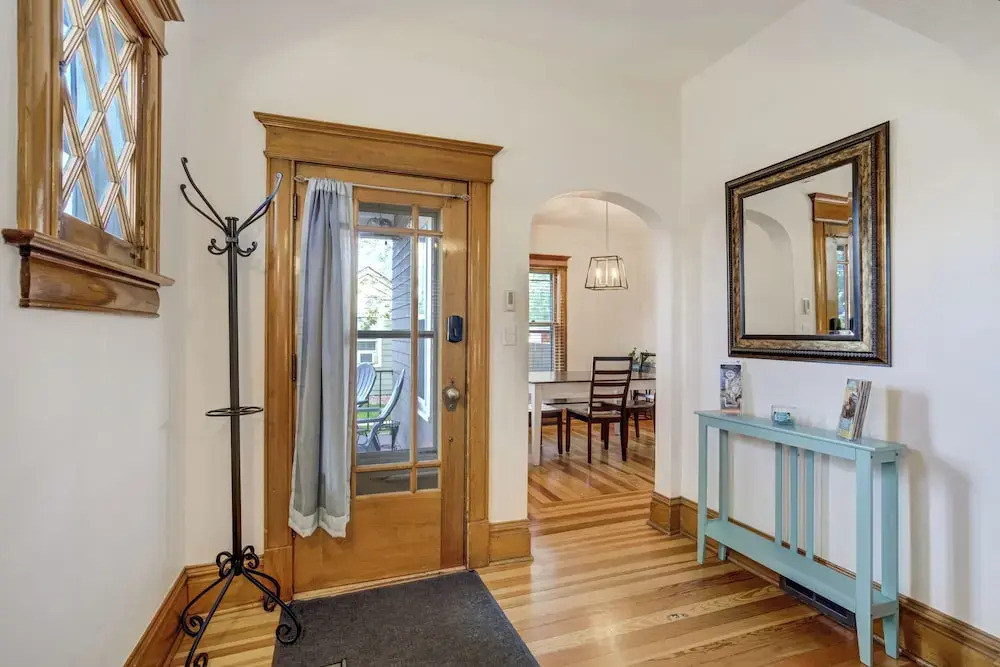 Historic Downtown Meets Modern Comfort