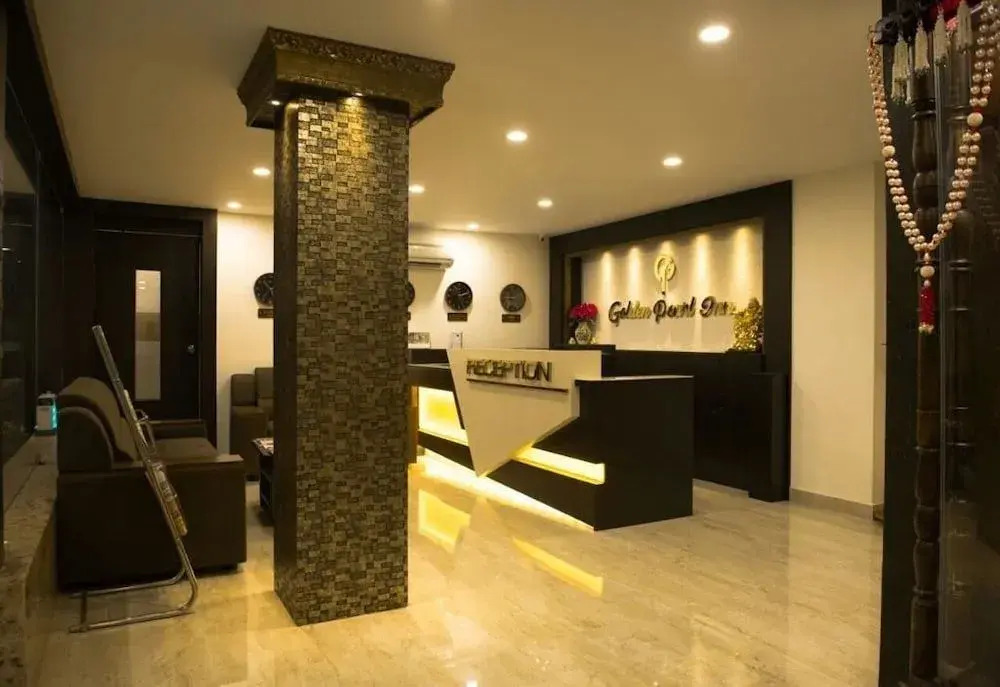 Golden  Pearl Inn
